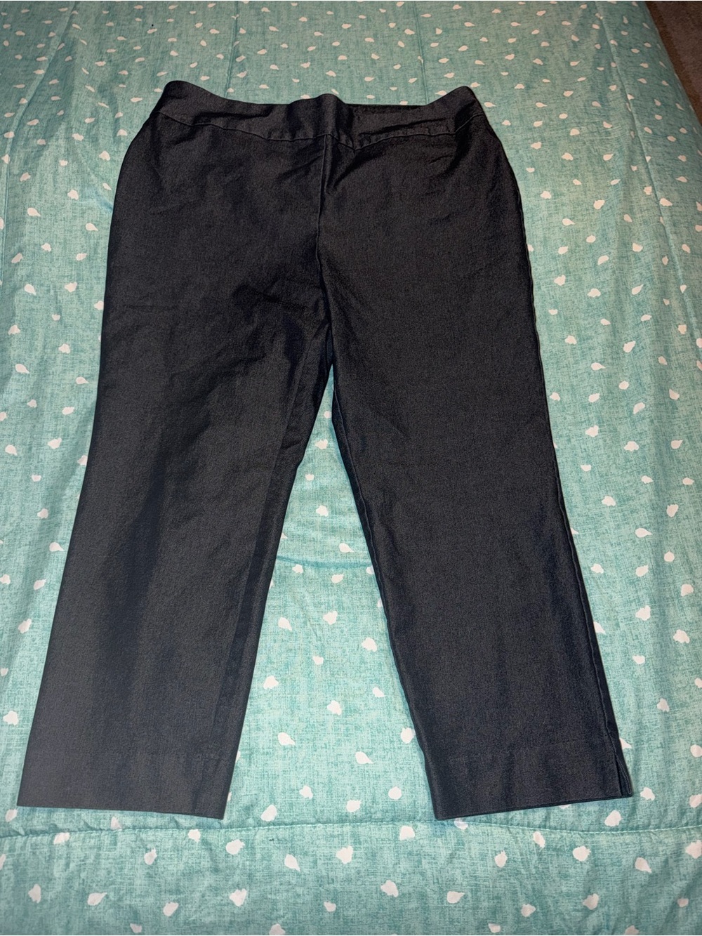 Slimming Pull On Chicos 2.5 /14 Women's Denim-Look Cropped Pants.MUST BE BUNDLED